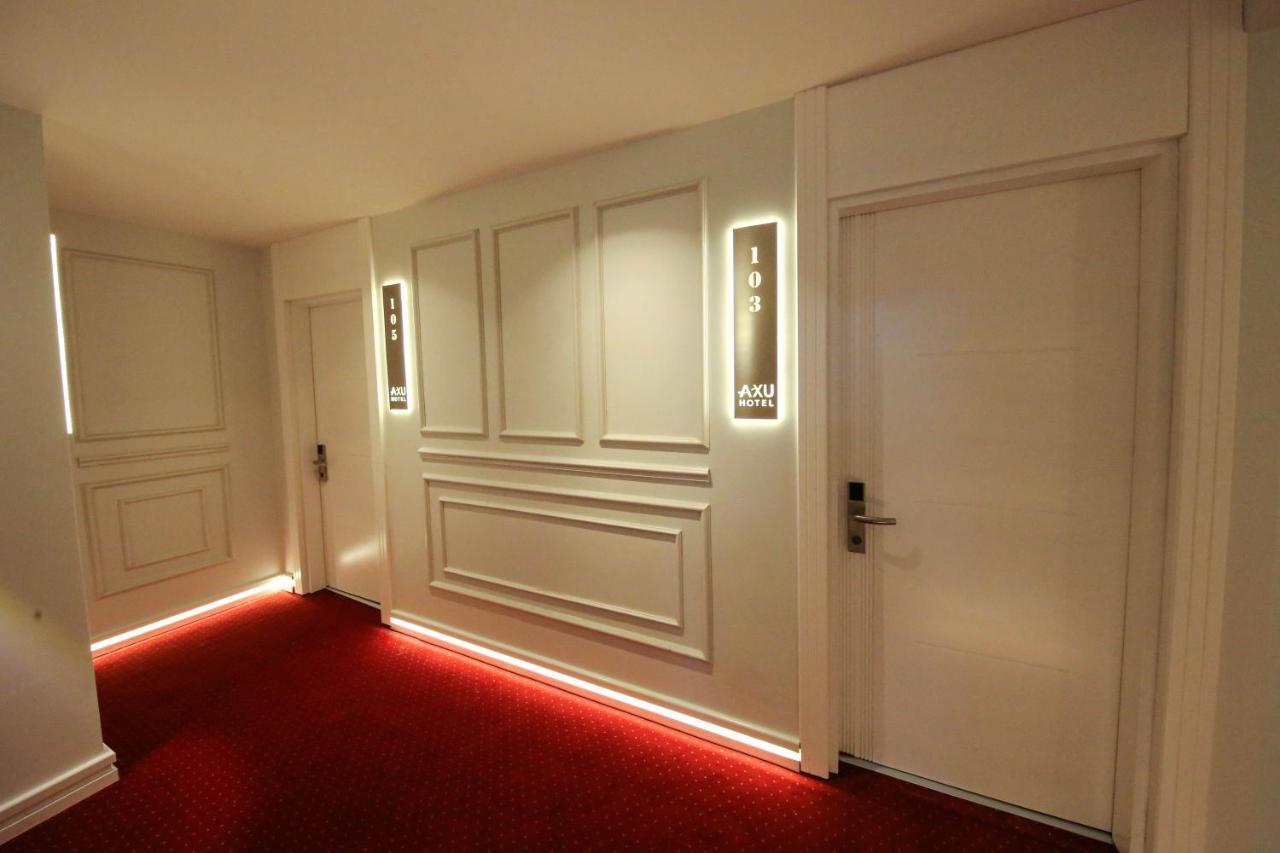Axu Airport Hotel Arnavutkoy Exteriér fotografie A corridor at the hotel