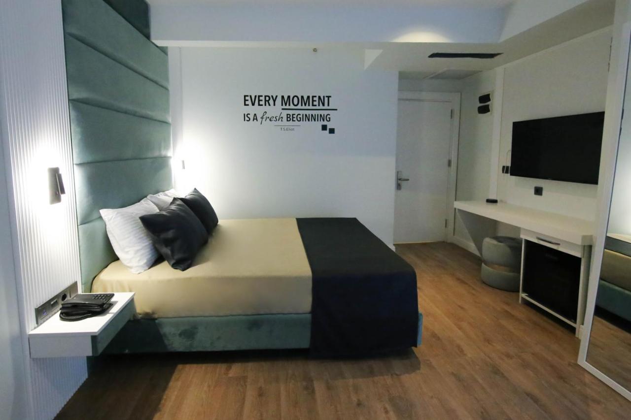 Axu Airport Hotel Arnavutkoy Exteriér fotografie A room at the hotel