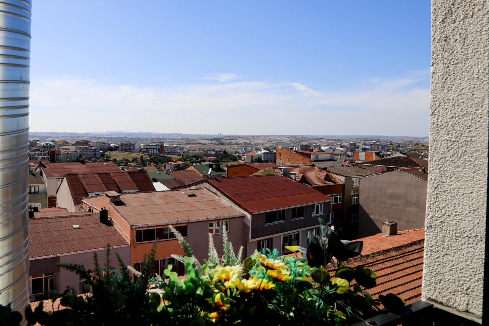 Axu Airport Hotel Arnavutkoy Exteriér fotografie View of the city