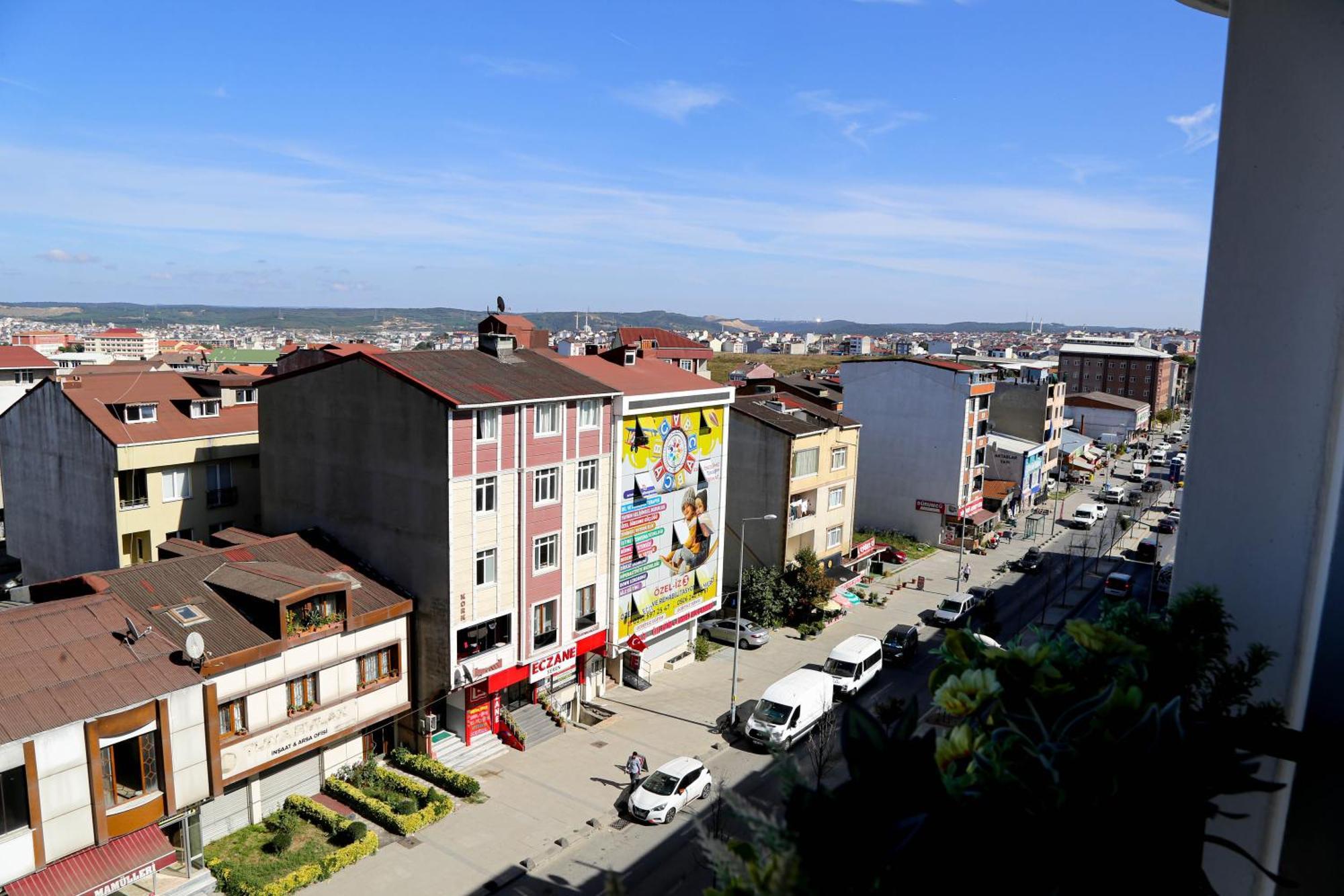 Axu Airport Hotel Arnavutkoy Exteriér fotografie A view of Çorlu