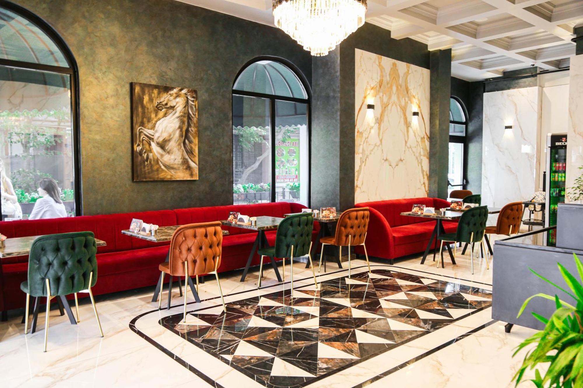 Axu Airport Hotel Arnavutkoy Exteriér fotografie The interior of the restaurant